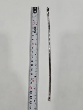 ✨ Authentic Italy S925 Sterling Silver Snake Chain Bracelet 9" ✨